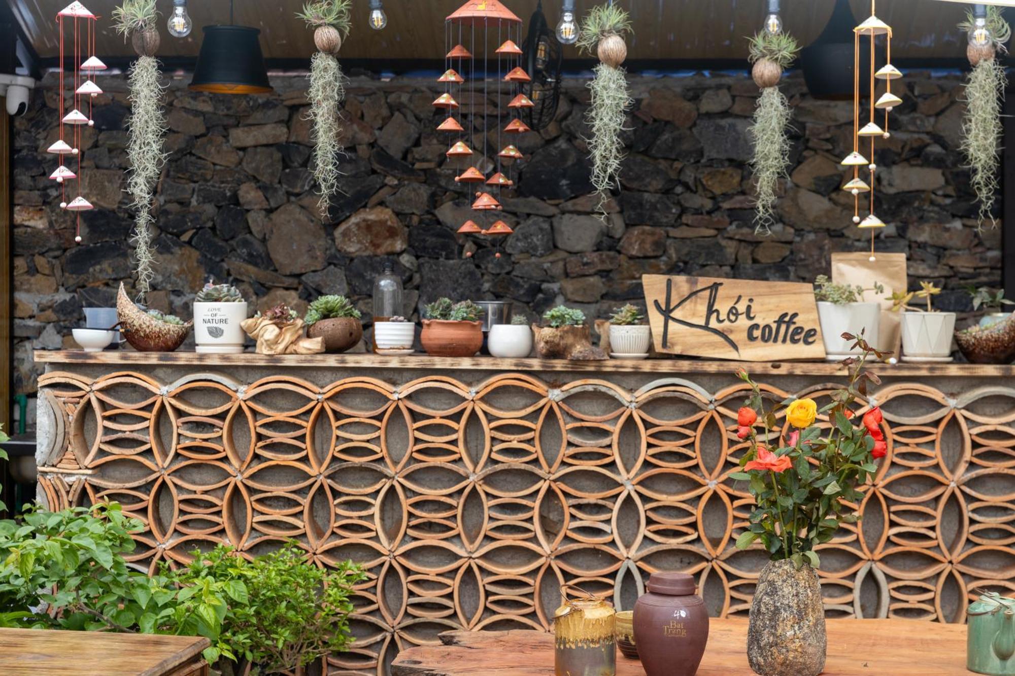 Khoi Homestay And Restaurant Loung Co Exteriör bild