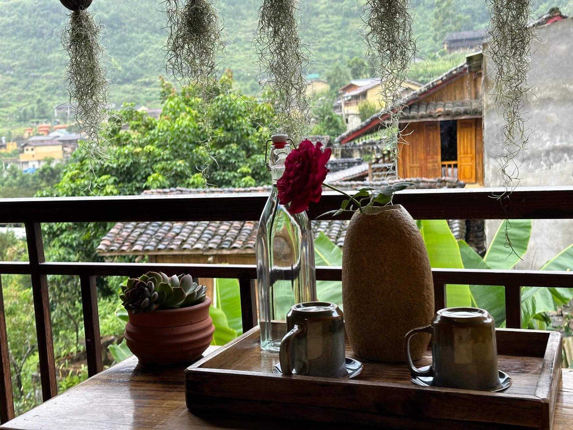 Khoi Homestay And Restaurant Loung Co Exteriör bild